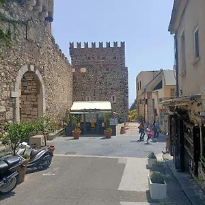 Khalisa Grazioso A Appartamento Taormina